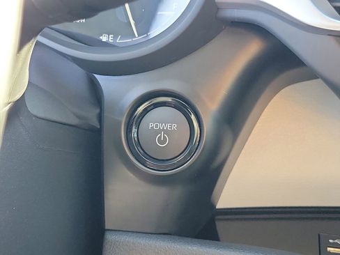 New 2026 Toyota Sienna XLE image 23