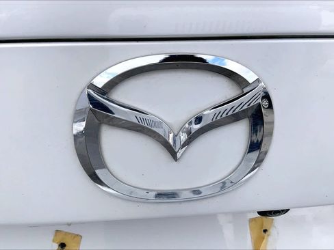 Used 2024 MAZDA CX-90 Plug-In Hybrid w/ Premium Pkg image 33