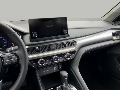 Used 2025 Acura Integra FWD image 6