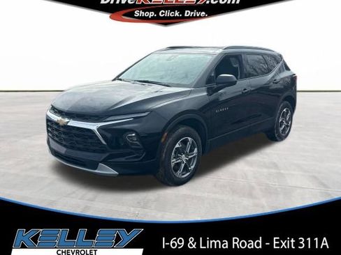 Used 2025 Chevrolet Blazer LT w/ Convenience Package image 1