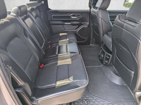 Used 2024 RAM 1500 Laramie AWD/4WD image 18