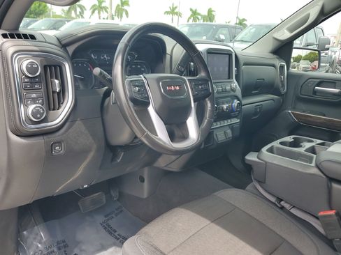 Used 2020 GMC Sierra 1500 SLE w/ SLE Value Package image 9