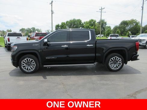 Certified 2023 GMC Sierra 1500 Denali Ultimate AWD/4WD image 10