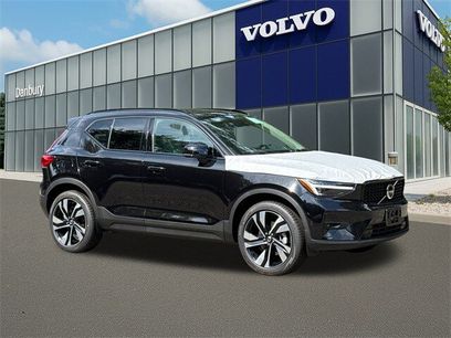 New 2026 Volvo XC40 B5 Ultra w/ Protection Package Premier