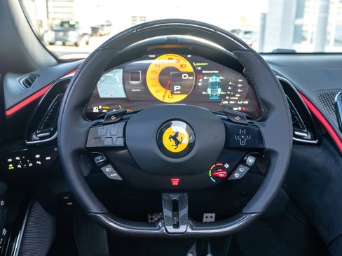 Used 2025 Ferrari Roma Spider image 15