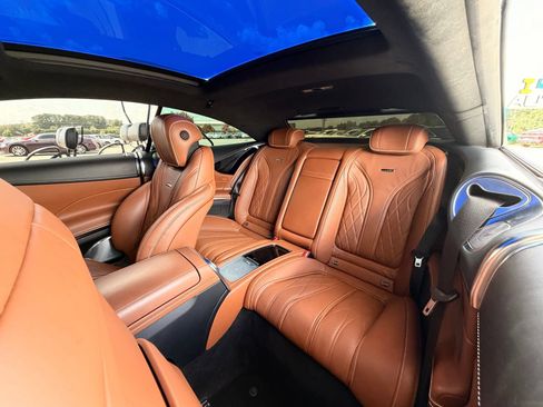 Used 2015 Mercedes-Benz S 63 AMG 4MATIC Coupe image 43