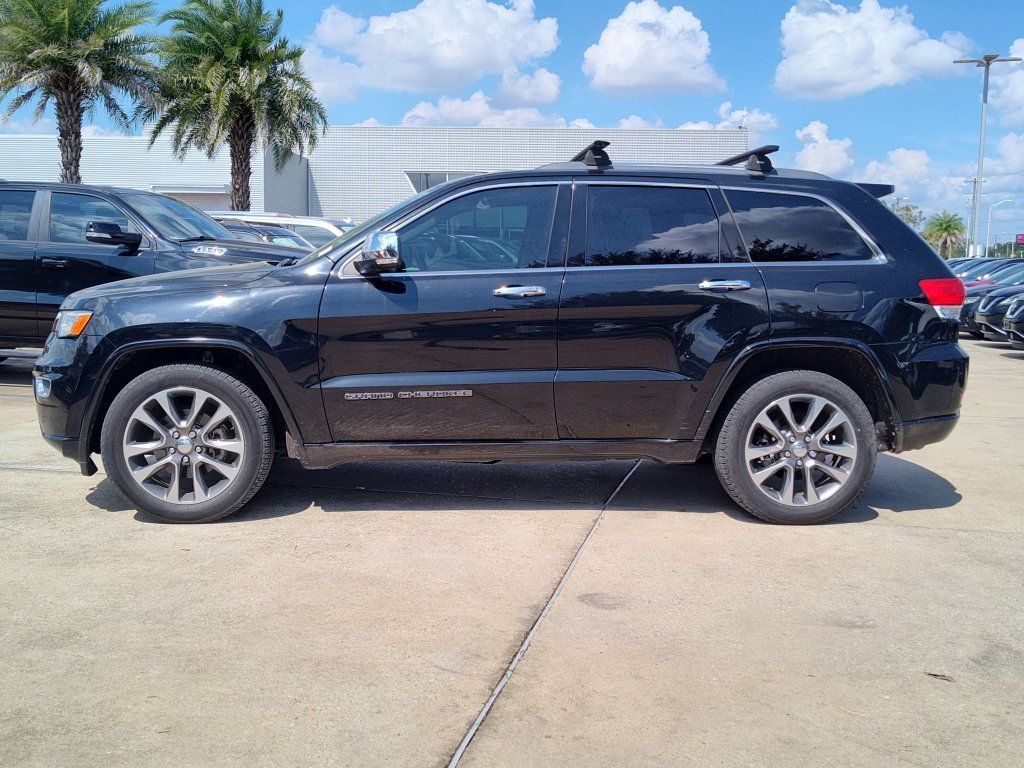 Used 2017 Jeep Grand Cherokee Overland RWD image 4