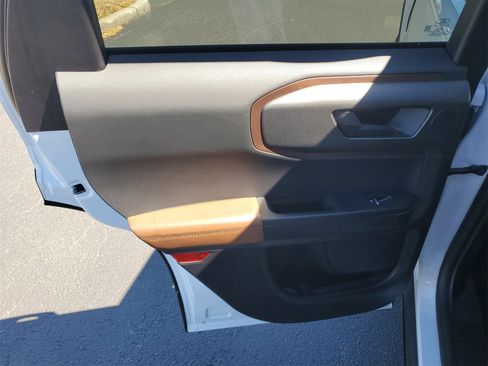 Certified 2025 Ford Bronco Sport Outer Banks w/ Outer Banks Tech Package+ image 9