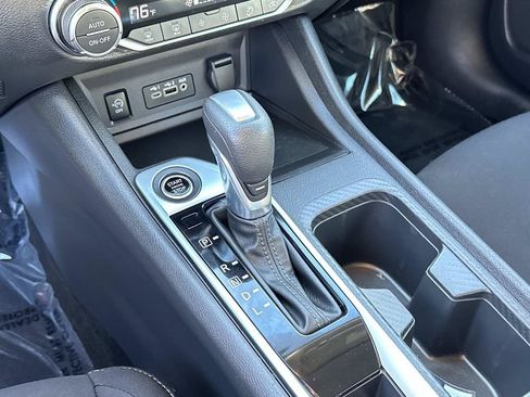 Used 2024 Nissan Sentra SV w/ All-Weather Package FWD image 16