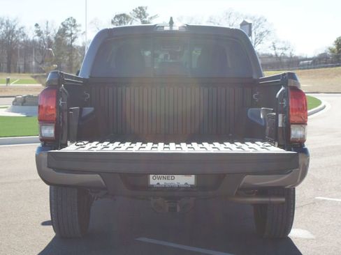 Used 2023 Toyota Tacoma SR image 14