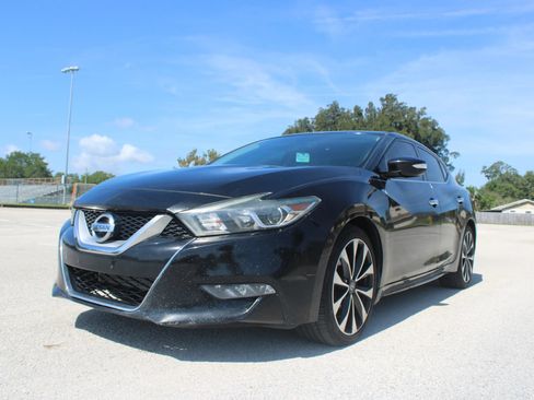 Used 2016 Nissan Maxima SR FWD image 3