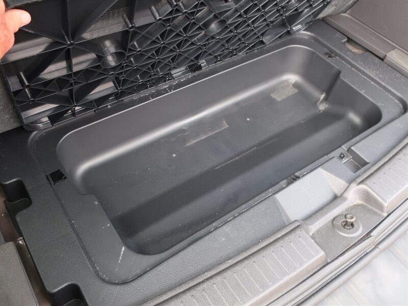 Used 2010 Ford Escape Limited FWD image 31