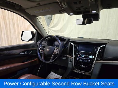 Used 2020 Cadillac Escalade Premium Luxury AWD/4WD image 38