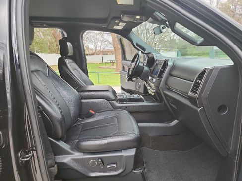Used 2020 Ford Expedition Limited image 41