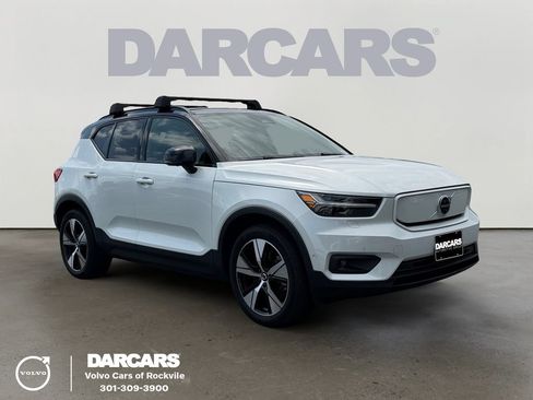 Certified 2022 Volvo XC40 P8 Recharge Plus AWD/4WD image 1