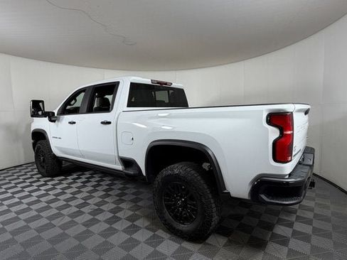 Certified 2025 Chevrolet Silverado 2500 ZR2 w/ Technology Package AWD/4WD image 3