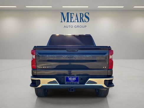Used 2023 Chevrolet Silverado 1500 LT w/ Protection Package AWD/4WD image 4