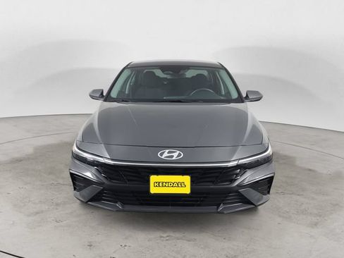 Used 2024 Hyundai Elantra SEL FWD image 8