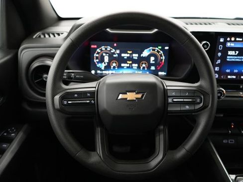 Used 2025 Chevrolet Colorado W/T AWD/4WD image 14