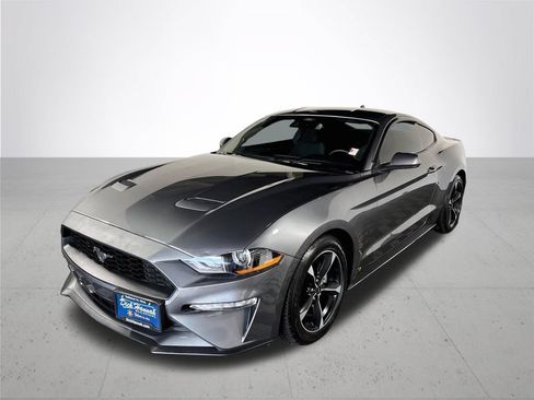 Used 2023 Ford Mustang Coupe RWD image 2