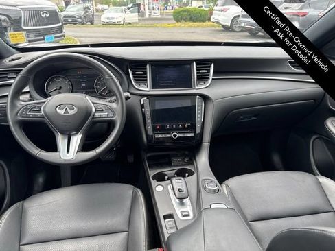Certified 2025 INFINITI QX55 Luxe w/ Accent Package AWD/4WD image 9