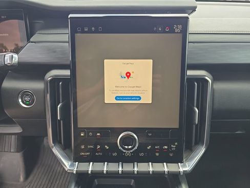 Used 2024 GMC Acadia AT4 w/ LPO, Floor Liner Package AWD/4WD image 18