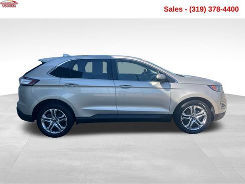 Used 2017 Ford Edge Titanium w/ Technology Package FWD image 7