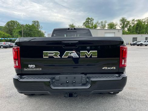 New 2026 RAM 3500 Laramie AWD/4WD image 4