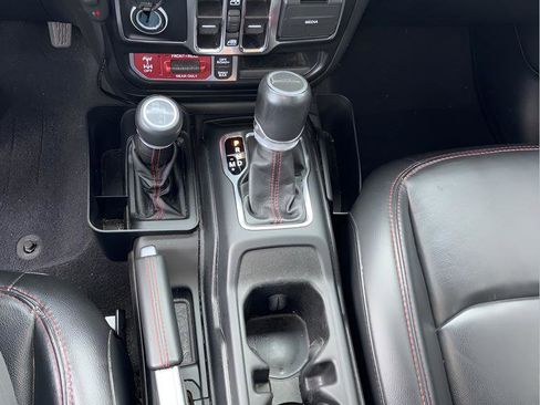 Used 2021 Jeep Gladiator Rubicon image 19