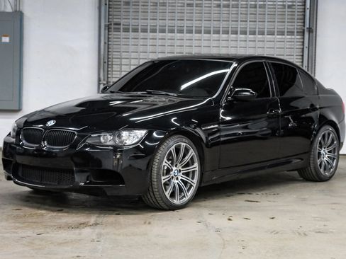 Used 2011 BMW M3 Sedan image 6