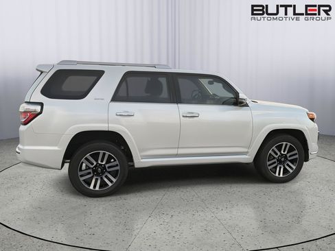 Certified 2024 Toyota 4Runner Limited AWD/4WD image 7