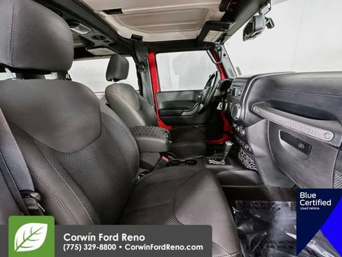 Used 2017 Jeep Wrangler Sport AWD/4WD image 28