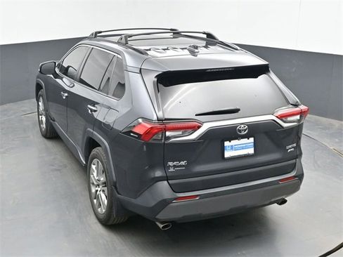 Used 2019 Toyota RAV4 Limited w/ Advanced Technology Package image 36