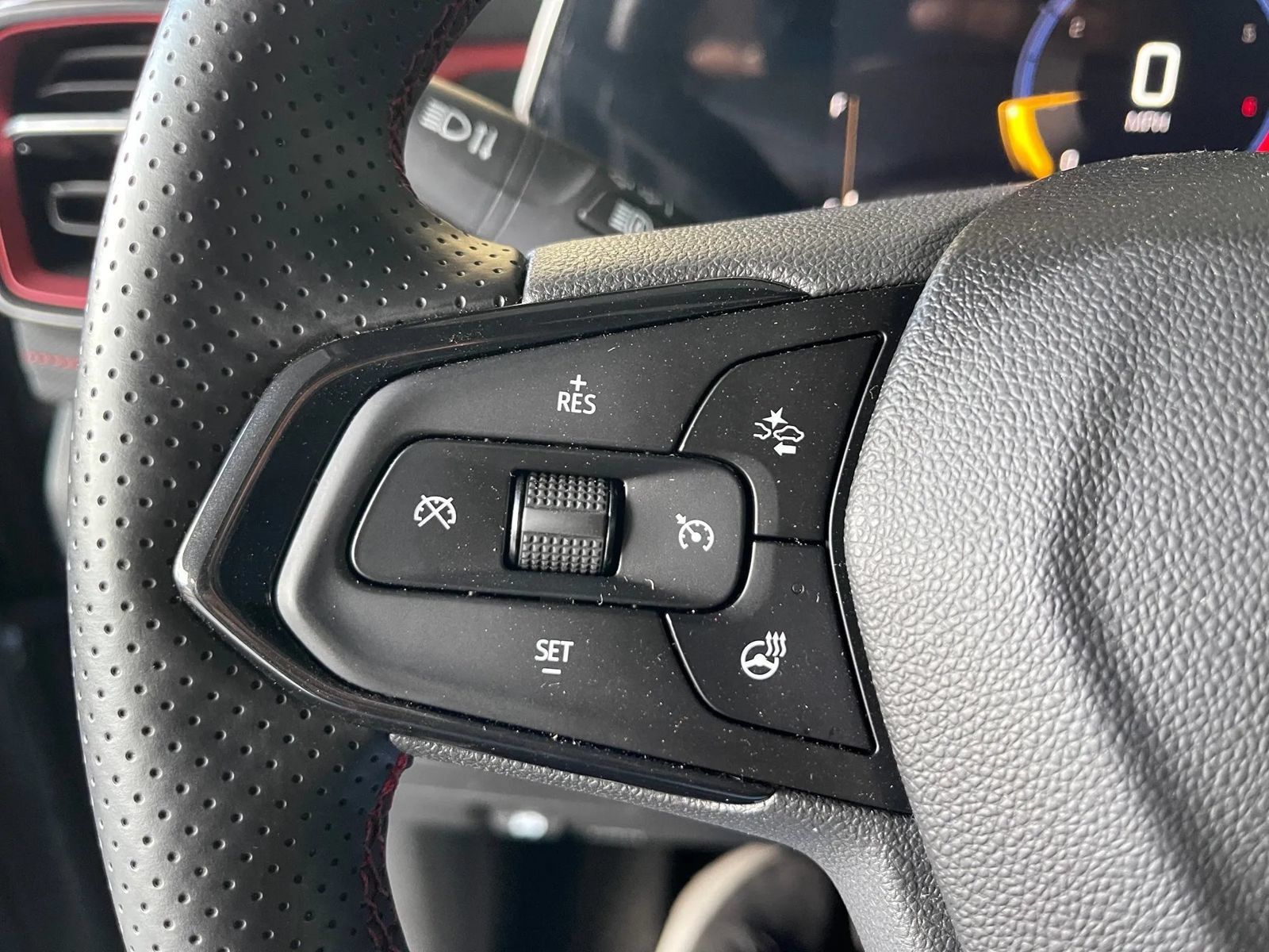 Used 2026 Chevrolet TrailBlazer RS FWD image 31