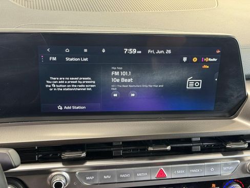Used 2025 Kia Telluride S FWD image 21