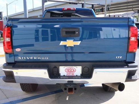Used 2019 Chevrolet Silverado 3500 LTZ w/ Duramax Plus Package AWD/4WD image 6