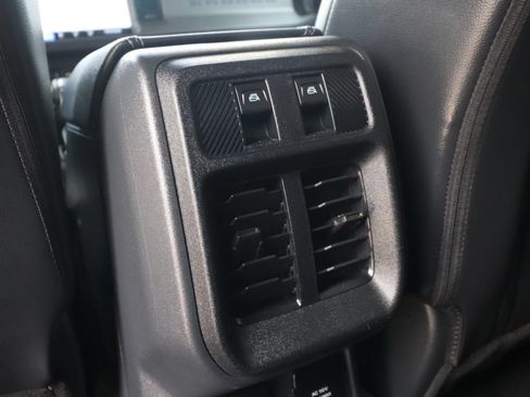 Certified 2025 Ford Bronco Outer Banks w/ Sasquatch Package AWD/4WD image 12