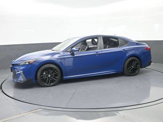 Used 2025 Toyota Camry SE FWD video 2