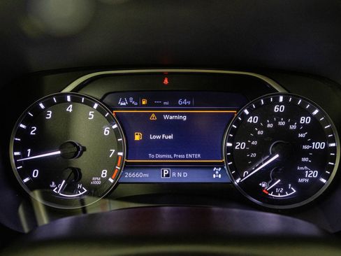 Used 2024 Nissan Frontier SV w/ SV Convenience Package image 33