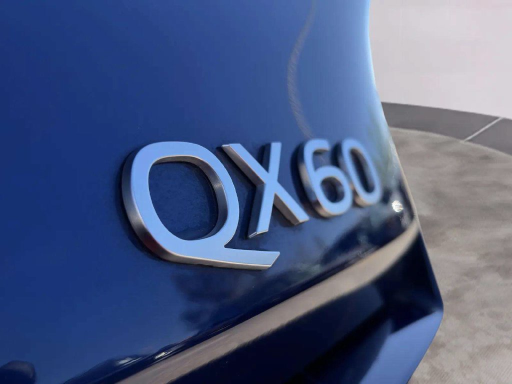 Used 2026 INFINITI QX60 Luxe w/ Cargo Package FWD image 31