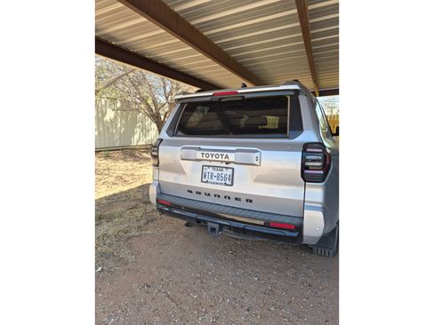 Used 2025 Toyota 4Runner TRD Sport AWD/4WD image 5