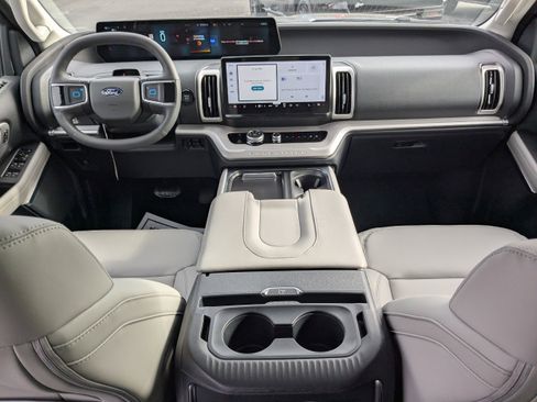 New 2026 Ford Expedition Max Active RWD image 13