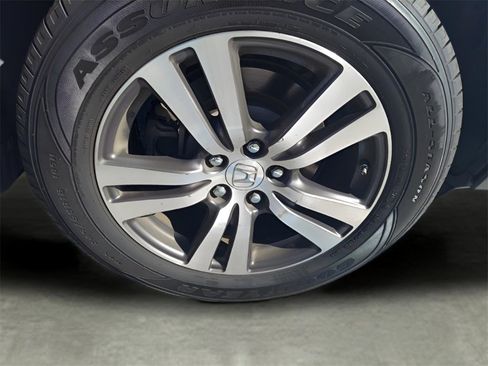 Used 2018 Honda Pilot EX-L image 12