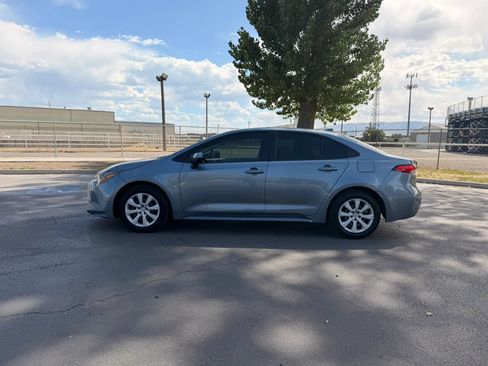 Used 2022 Toyota Corolla LE FWD image 10