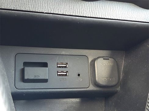 Used 2017 Toyota Yaris iA image 29