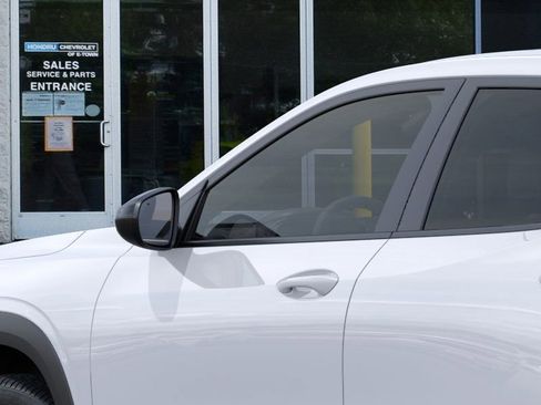 New 2026 Chevrolet Trax RS w/ Sunroof Package image 12