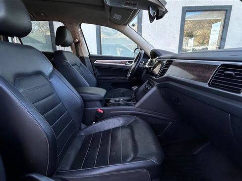 Used 2019 Volkswagen Atlas SEL Premium image 15