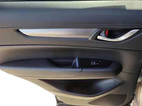 New 2025 MAZDA CX-5 AWD 2.5 S w/ Preferred Package image 11