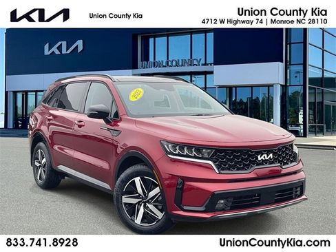 Certified 2023 Kia Sorento EX w/ Panoramic Sunroof Package image 1