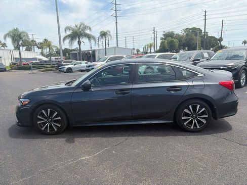 Used 2024 Honda Civic EX image 4